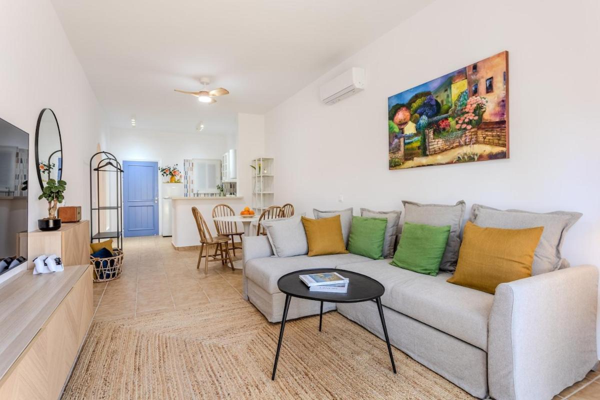 Limnaria Gardens Classic Apartment *